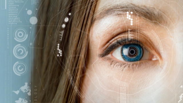 immagine di un occhio di una donna