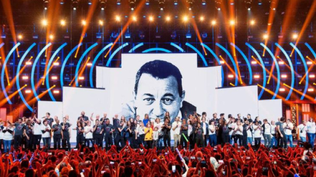 Les Enfoir&eacute;s. Audience en baisse avec moins de 10 millions de ... - ouest-france.fr