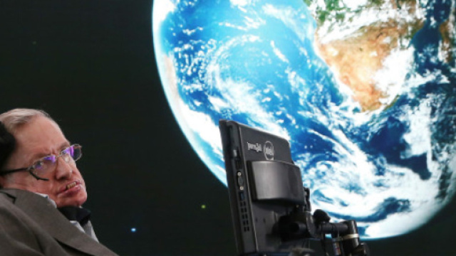 Stephen Hawking ci lascia dopo una vita dedicata alla scienza
