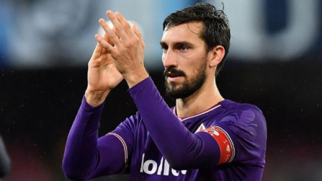 Astori, Fiorentina e Cagliari ritirano la maglia numero 13 - giallorossi.net