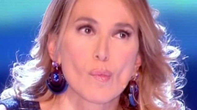 Barbara D'urso piange in diretta tv