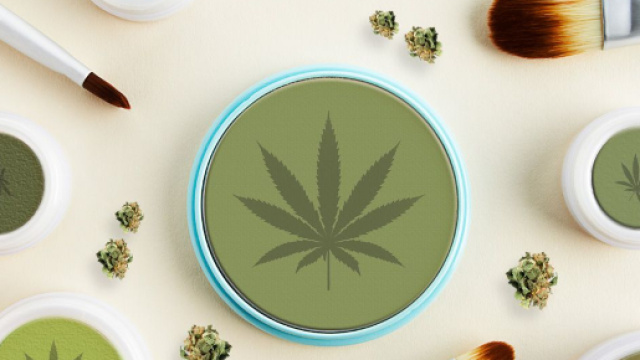 Cannabis nel beauty (foto - metro.co.uk)