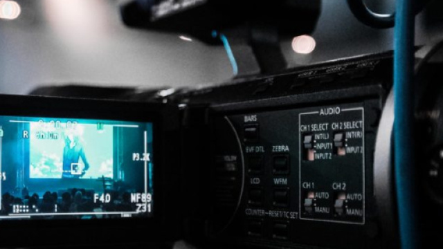 Casting per un nuovo film, uno spot e uno spettacolo teatrale