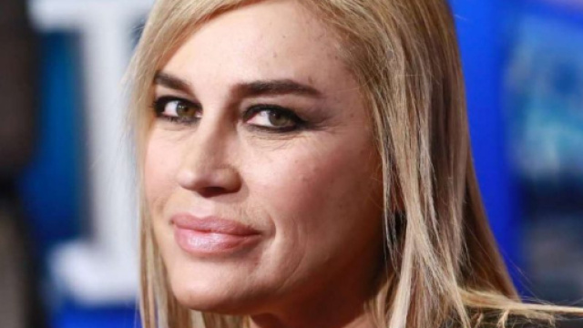 Lory Del Santo: a Domenica Live la tragedia del figlio scomparso.