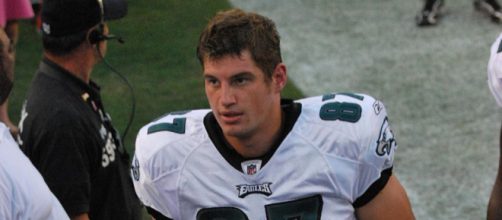 Brent Celek was released by the Philadelphia Eagles. [image source: Keith Lovett via Wikimedia Commons]