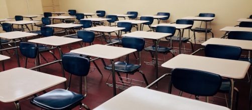 Schools should be protected. [Image source: Pixababy]