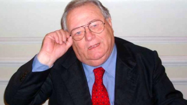 E' morto Luigi Necco, cantore del Napoli di Maradona a 90&deg; Minuto