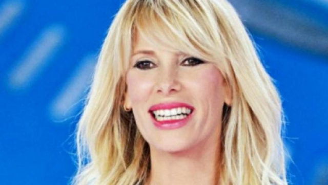 Gossip: Alessia Marcuzzi dice la sua sulla 'guerra' tra Monte e la ... - blastingnews.com