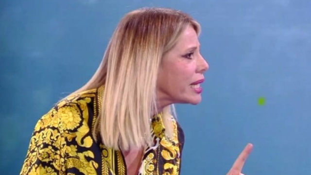 Lite in diretta all'Isola dei famosi