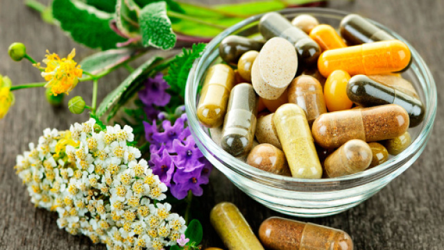 Naturopatia per guarire il cancro al seno: muore una donna di 46 anni