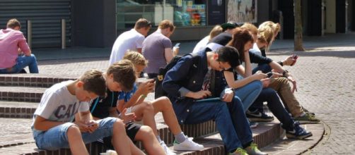 AI-driven devices. - [Image via natureaddict / Pixabay]