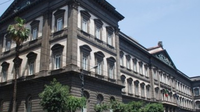 Incendio appiccato all'Universit&agrave; Federico II di Napoli