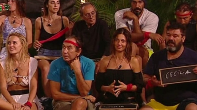 Isola dei Famosi, sesso tra due vip sposati