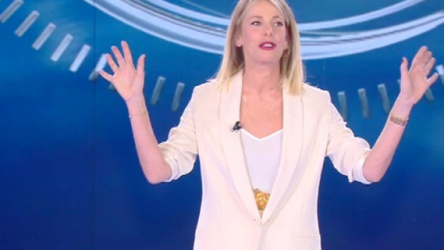 Isola dei famosi: Alessia Marcuzzi a rischio sospensione?