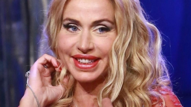 Valeria Marini, la diva all'Isola dei famosi?