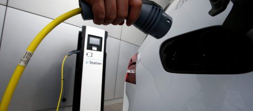 &iquest;Los autos el&eacute;ctricos eliminar&aacute;n las estaciones de servicio?