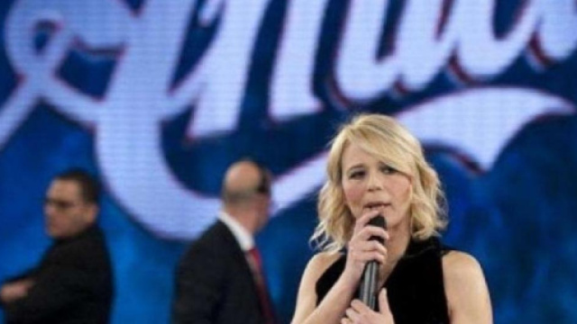 Amici 17: Maria De Filippi porta Mina al serale?