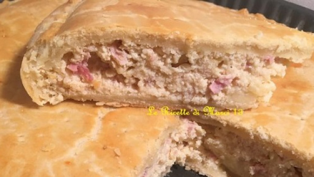 Torta rustica con ricotta nell'impasto https://blog.giallozafferano.it/lericettedimarci13/torta-rustica-con-ricotta-nellimpasto-ricetta-facile/