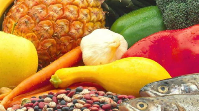 Alimentazione e tumori: ecco quali cibi dobbiamo evitare per ... - meteoweb.eu