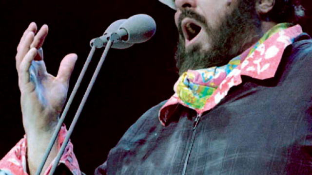 Miami Remembers Luciano Pavarotti's Miami Beach Performance - oceandrive.com