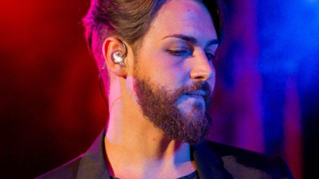 Valerio Scanu: le lacrime in tv, cosa gli &egrave; successo?