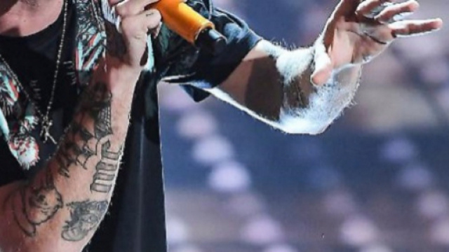 Clementino &egrave; stato in una comunit&agrave; per tossicodipendenti