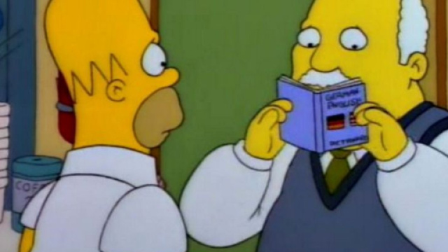 Inghilterra: uomo fermato dalla polizia mostra la patente con i dati di Homer Simpson