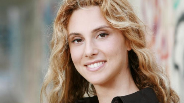 Rinnovo dei contratti statali di Marianna Madia, si attendono i passaggi finali per aumenti stipendi e arretrati.