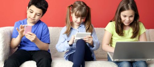 Regula el uso del Internet a los ni&ntilde;os