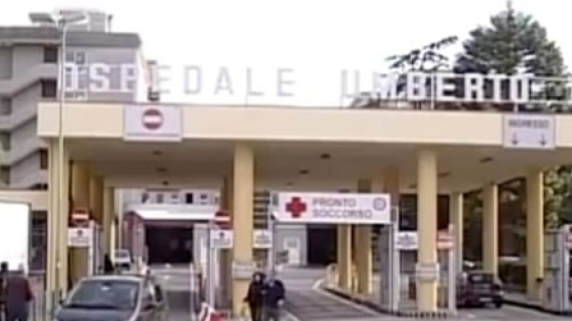 Dramma all'Umberto I di Nocera: dimesso 'per errore', muore 62enne - salernotoday.it