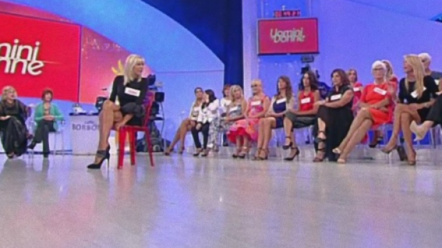 Uomini e Donne, una dama del Trono Over ha avuto un incidente.