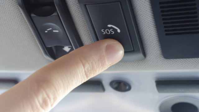 eCall: adesso obbligatorio sulle auto, ecco come funziona.