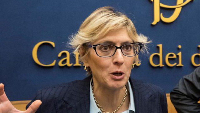 Asia Argento contro Giulia Bongiorno candidata con la Lega Nord ... - liberoquotidiano.it