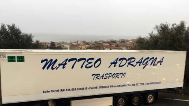 Paura in autostrada: incidente tir sulla Salerno-Avellino, traffico in tilt