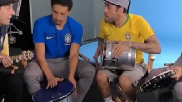 Vid&eacute;o : les Br&eacute;siliens du PSG chantent et jouent sur les airs de la samba