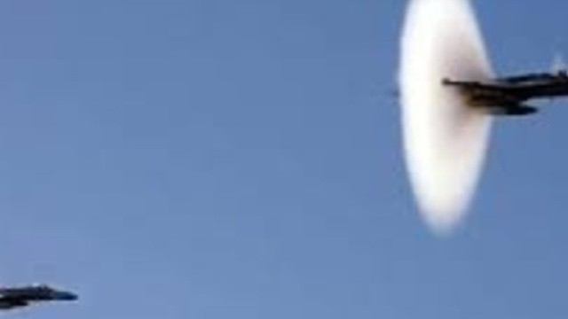 Boato, aerei militari superano barriera del suono - YouReporter.it - youreporter.it