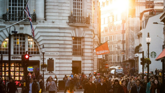 Sono stati sentiti due forti boati.