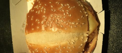 Aspecto de la hamburguesa al abrir la caja