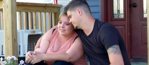 Catelynn Lowell slammed over topless photo of daughter Nova on social media. - [Image Credit: Teen Mom OG / Facebook]