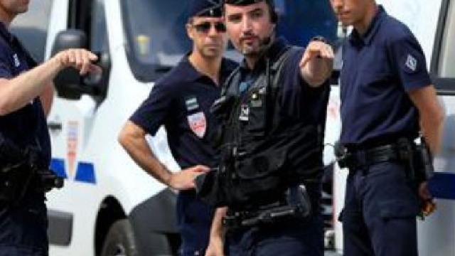 Membri della gendarmeria francese.