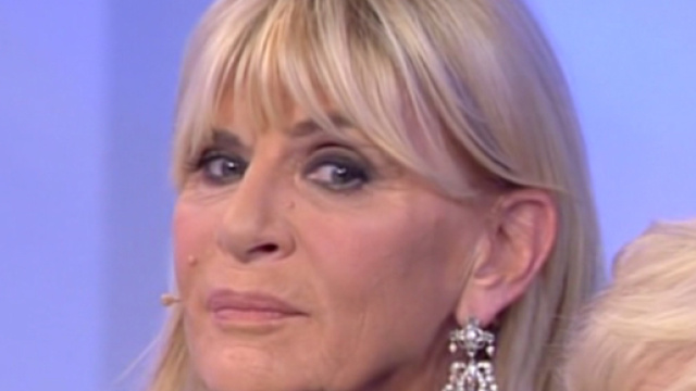 video] UeD: Scenata di gelosia in diretta per Gemma Galgani - blastingnews.com