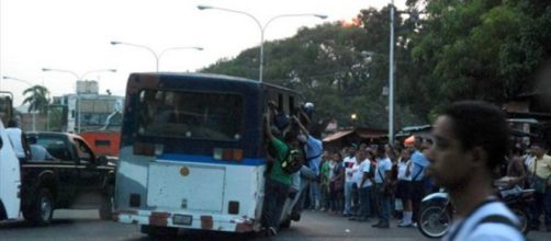 El caos se apodera de Venezuela - Noticias - Taringa! - taringa.net