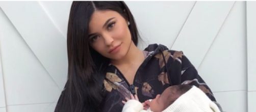 Kylie Jenner goes out with sisters and bff. - [Image by HollywoodLife / YouTube screencap]