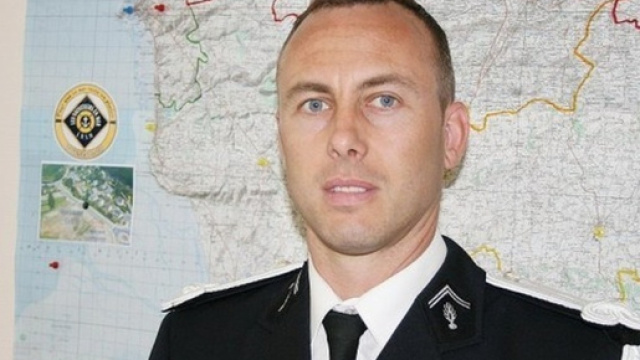 &Egrave; morto nella notte il poliziotto eroe: sale a 4 il numero di ... - ilmattino.it