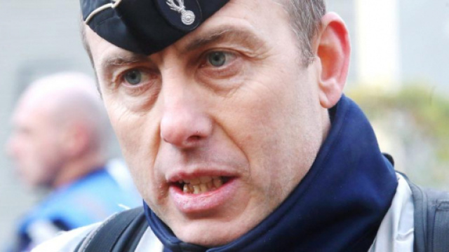 Le gendarme h&eacute;ro&iuml;que unanimement salu&eacute;