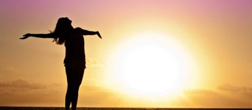 Starting each day with a grateful heart can impact the way you view yourself and the things and people you encounter on a daily basis. [pexels]