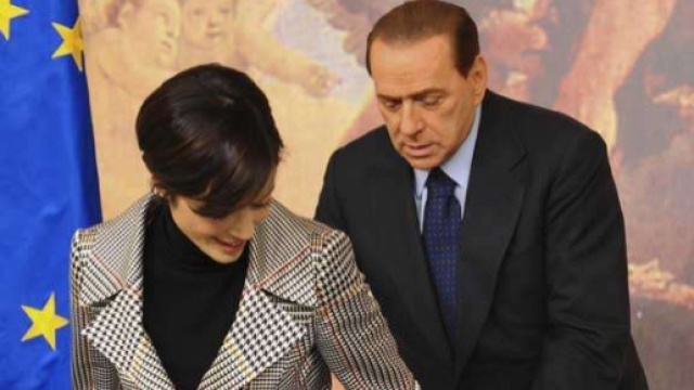 Berlusconi avrebbe deciso di affidare Forza Italia alle donne