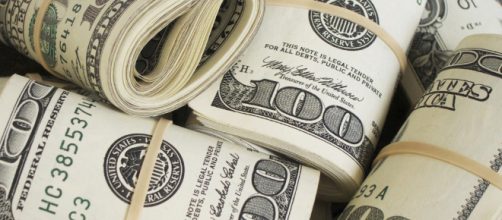 Every cent counts: best ways to save money / Photo via Pictures of Money, Flickr.