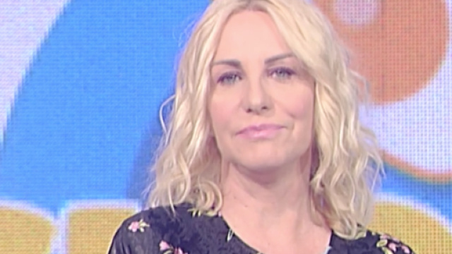 Antonella Clerici piange per l'amico Fabrizio Frizzi.