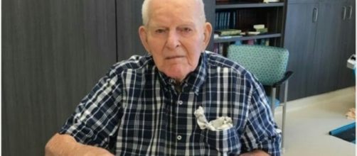 One of the oldest men in Canada reveals his secret to longevity. Image Credit: Sarah Scott / YouTube Screenshot